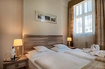 Cesarskie Ogrody - Wohnbeipiel Doppelzimmer Haupthaus (Zimmercodierungen DB1 & EB1)