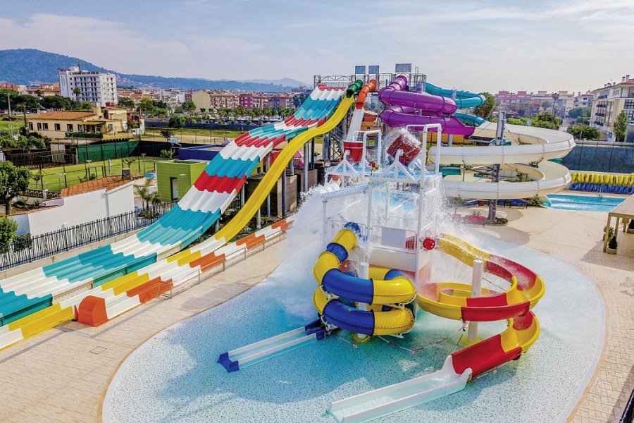Golden Taurus Aquapark Resort