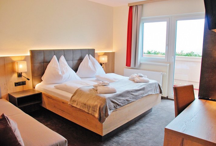 Hotel Restaurant Pariente - Wohnbeispiel Doppelzimmer Deluxe (Zimmercodierung DD1)