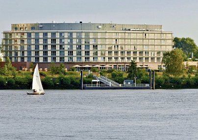 elaya hotel hamburg finkenwerder Hamburg
