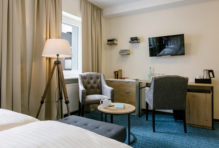 Hotel auf den Hummerklippen - Wohnbeispiel Doppelzimmer Inselseite (Zimmercodierungen DBL & D1L)