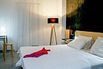 Azure Mare Hotel