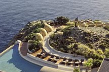 Acro Suites - A Wellbeing Resort