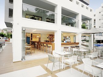 Atrium Ambiance