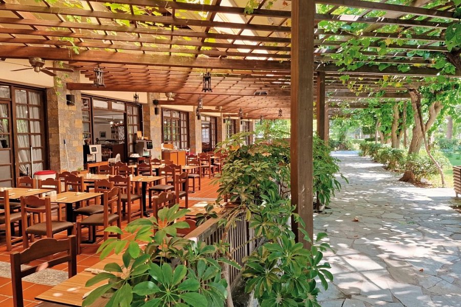 Apollonia Beach Resort & Spa