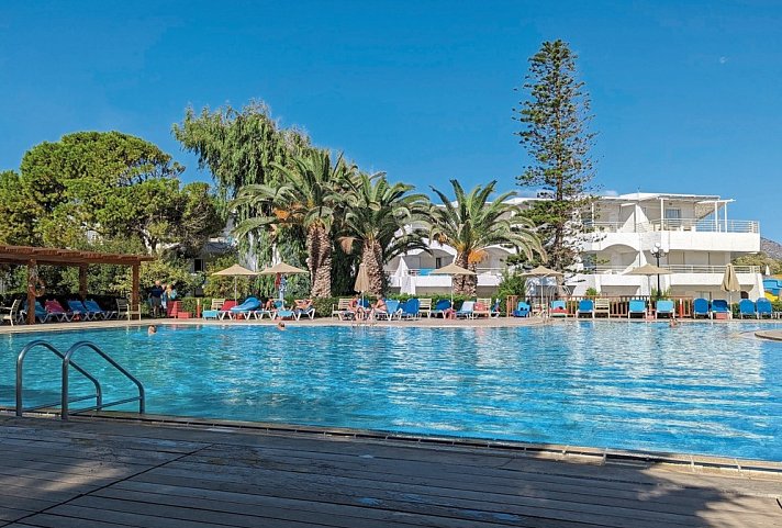 Apollonia Beach Resort & Spa