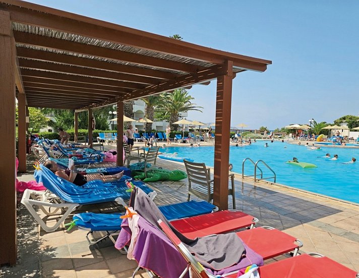 Apollonia Beach Resort & Spa