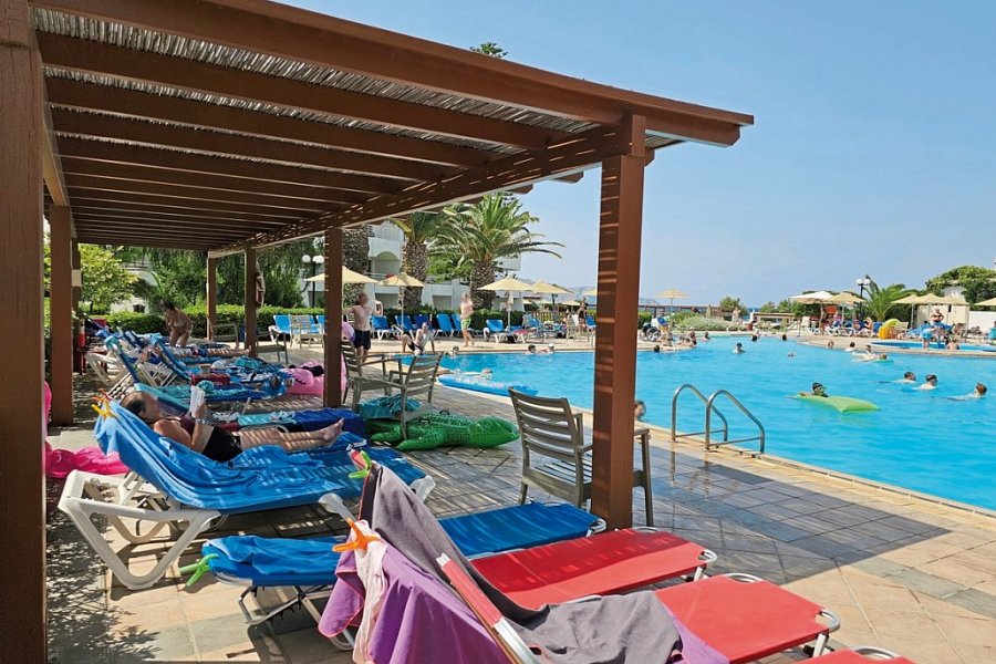 Apollonia Beach Resort & Spa