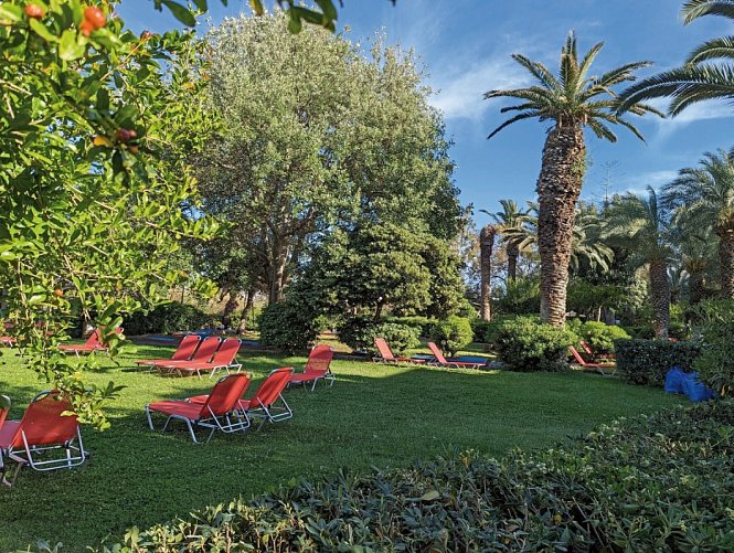Apollonia Beach Resort & Spa