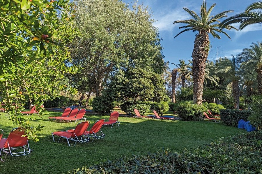 Apollonia Beach Resort & Spa