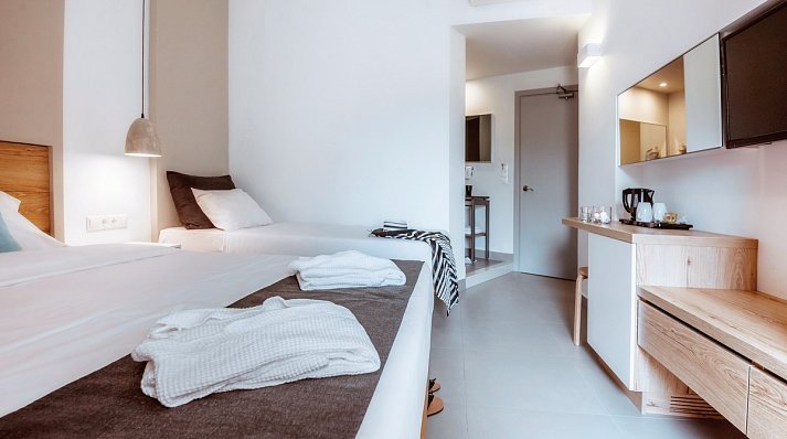 Neptuno Beach - Wohnbeispiel Doppelzimmer Superior seitl. Meerblick (Zimmercodierung DSN)