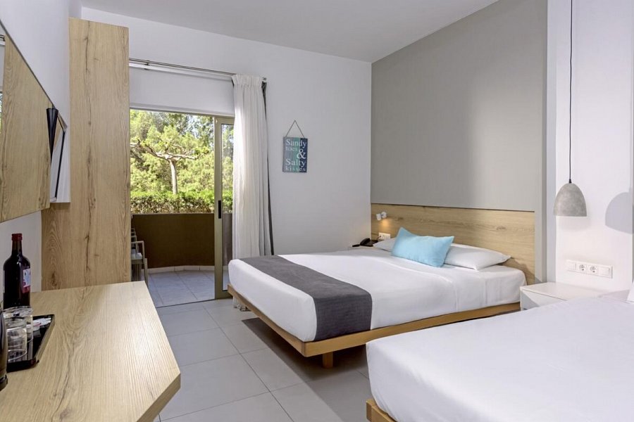 Neptuno Beach - Wohnbeispiel Doppelzimmer Superior seitl. Meerblick (Zimmercodierung DSN)