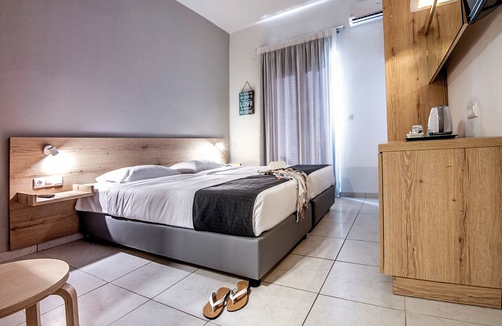 Neptuno Beach - Wohnbeispiel Doppelzimmer Superior seitl. Meerblick (Zimmercodierung DSN)