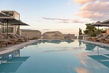 Galaxy Suites Boutique Resort