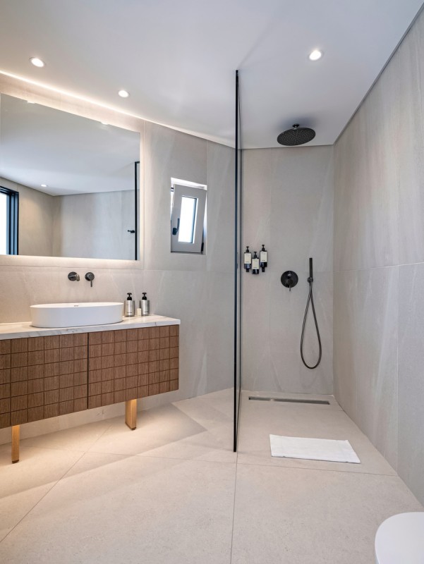 Galaxy Suites Boutique Resort - Badbeispiel (Zimmercodierung JBG)