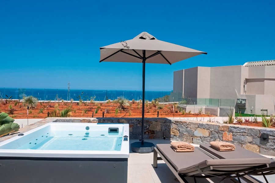 Galaxy Suites Boutique Resort - Wohnbeispiel Suite mit Jacuzzi (Zimmercodierung WB1)