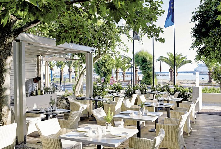 Kyma Suites Beach Hotel