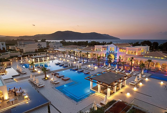 Anemos Luxury Grand Resort