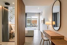 Aelius Hotel & Spa - Wohnbeispiel Doppelzimmer Swim-up Gemeinschaftspool (Zimmercodierung DSQ)