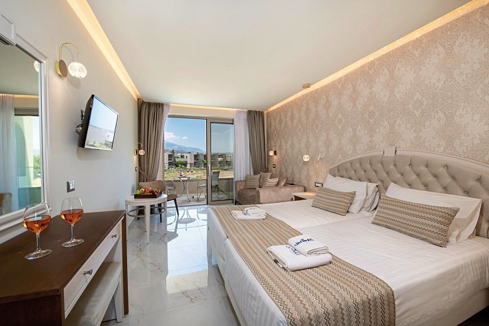 Vantaris Luxury Beach Resort