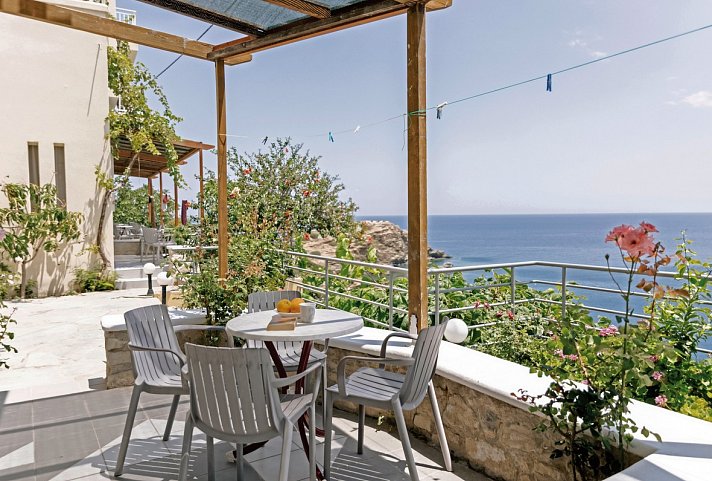 Ormos Atalia Village