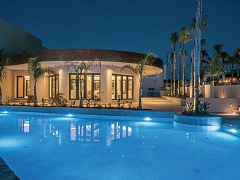 Noble Hotel Suites