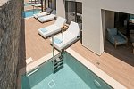 Noble Hotel Suites