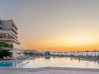 Themis Beach Hotel