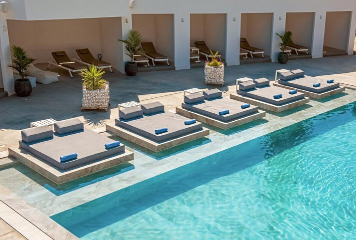 Matheo Villas & Suites