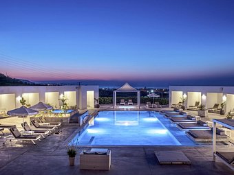 Matheo Villas & Suites