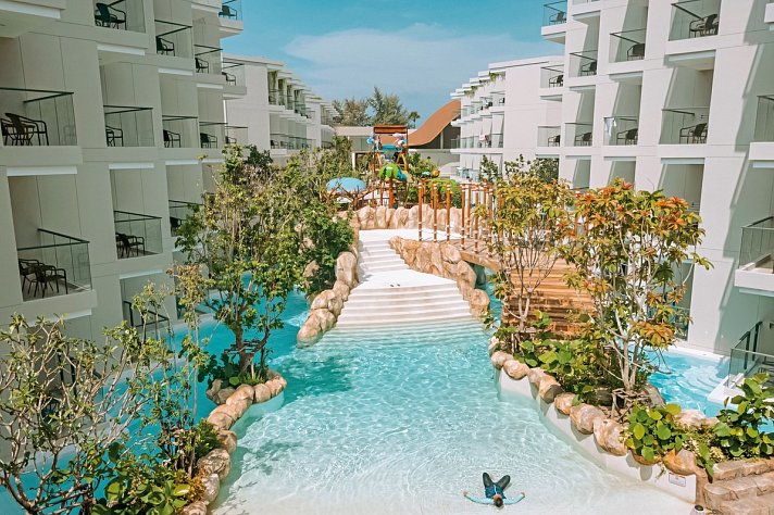 Phuket Emerald Beach Resort