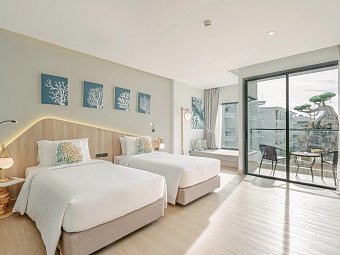 Phuket Emerald Beach Resort - Wohnbeispiel Deluxe Pool View (Zimmercodierung UDP)