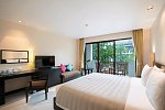 Apsara Beachfront Resort & Villa