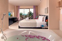 Apsara Beachfront Resort & Villa - Wohnbeispiel Deluxe Sea View (Zimmercodierung UDM)