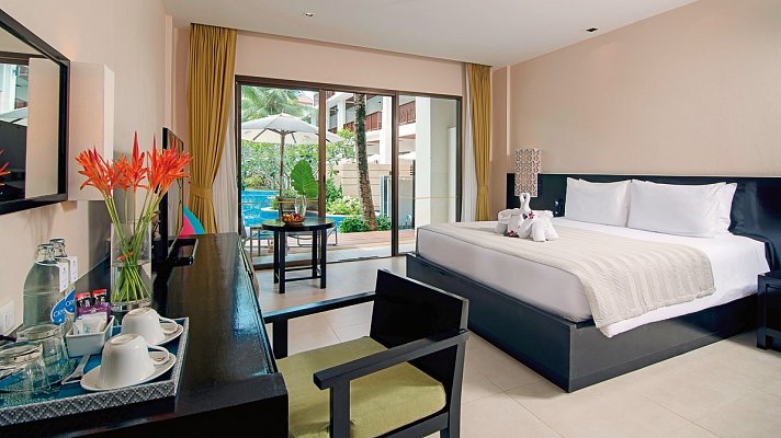 Apsara Beachfront Resort & Villa