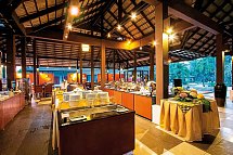 Palm Galleria Resort