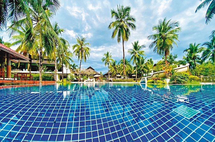 Palm Galleria Resort