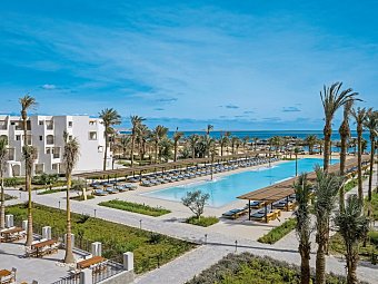 Serry Beach Resort