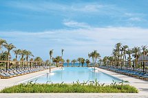 Serry Beach Resort