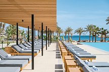 Serry Beach Resort