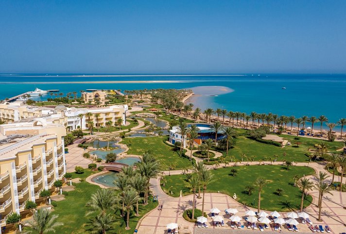 Palm Royale Resort Soma Bay