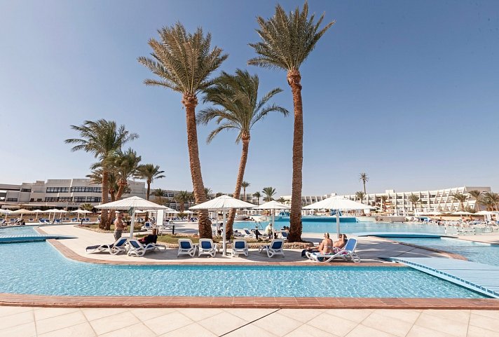 Pharaoh Azur Resort