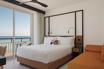 Riomar Ibiza, a Tribute Portfolio Hotel by Marriott - Wohnbeispiel Doppelzimmer Premium Meerblick (Zimmercodierungen D3M & D4M)