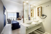 Ocean Drive Talamanca - Wohnbeispiel Doppelzimmer Deluxe Meerblick (Zimmercodierung DDM)