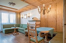 DAS Kaltschmid - Familotel Tirol - Wohnbeispiel Suite Familie (Zimmercodierung WI1)