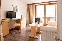 Beauty & Wellness Hotel Tirolerhof - Wohnbeispiel Juniorsuite Deluxe (Zimmercodierung JD1)