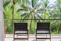 Holiday Ao Nang Beach Resort, Krabi - Balkonbeispiel Family Garden View (Zimmercodierung FBG)