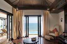 Rawi Warin Resort & Spa - Wohnbeispiel Beachfront Pool Villa (Zimmercodierung VBO)