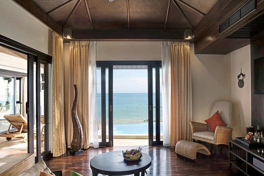 Rawi Warin Resort & Spa - Wohnbeispiel Beachfront Pool Villa (Zimmercodierung VBO)