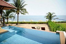 Rawi Warin Resort & Spa - Wohnbeispiel Beachfront Pool Villa (Zimmercodierung VBO)